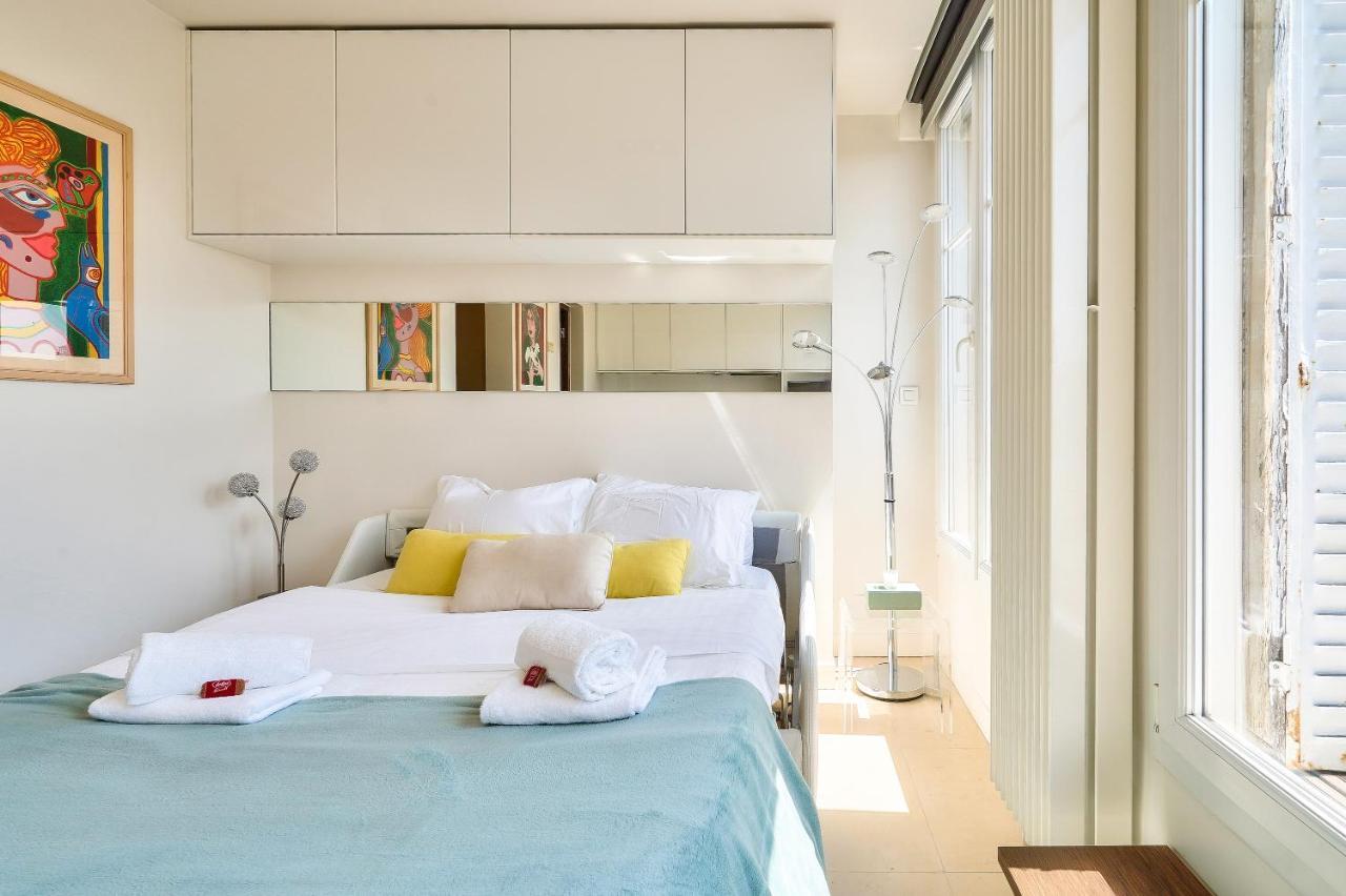 Designed Studio With Ac-Terrasse Vue Tour Eiffel Paris Luaran gambar