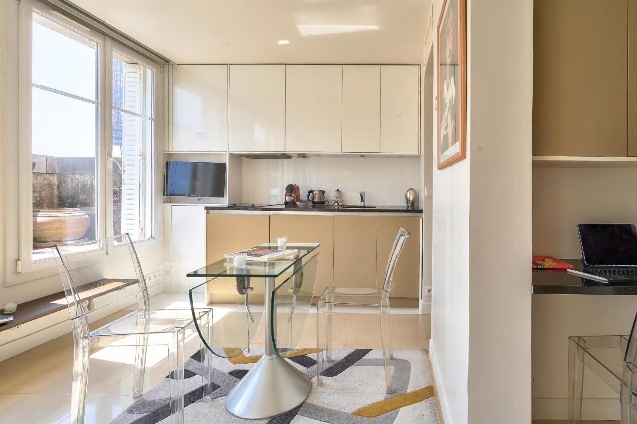 Designed Studio With Ac-Terrasse Vue Tour Eiffel Paris Luaran gambar