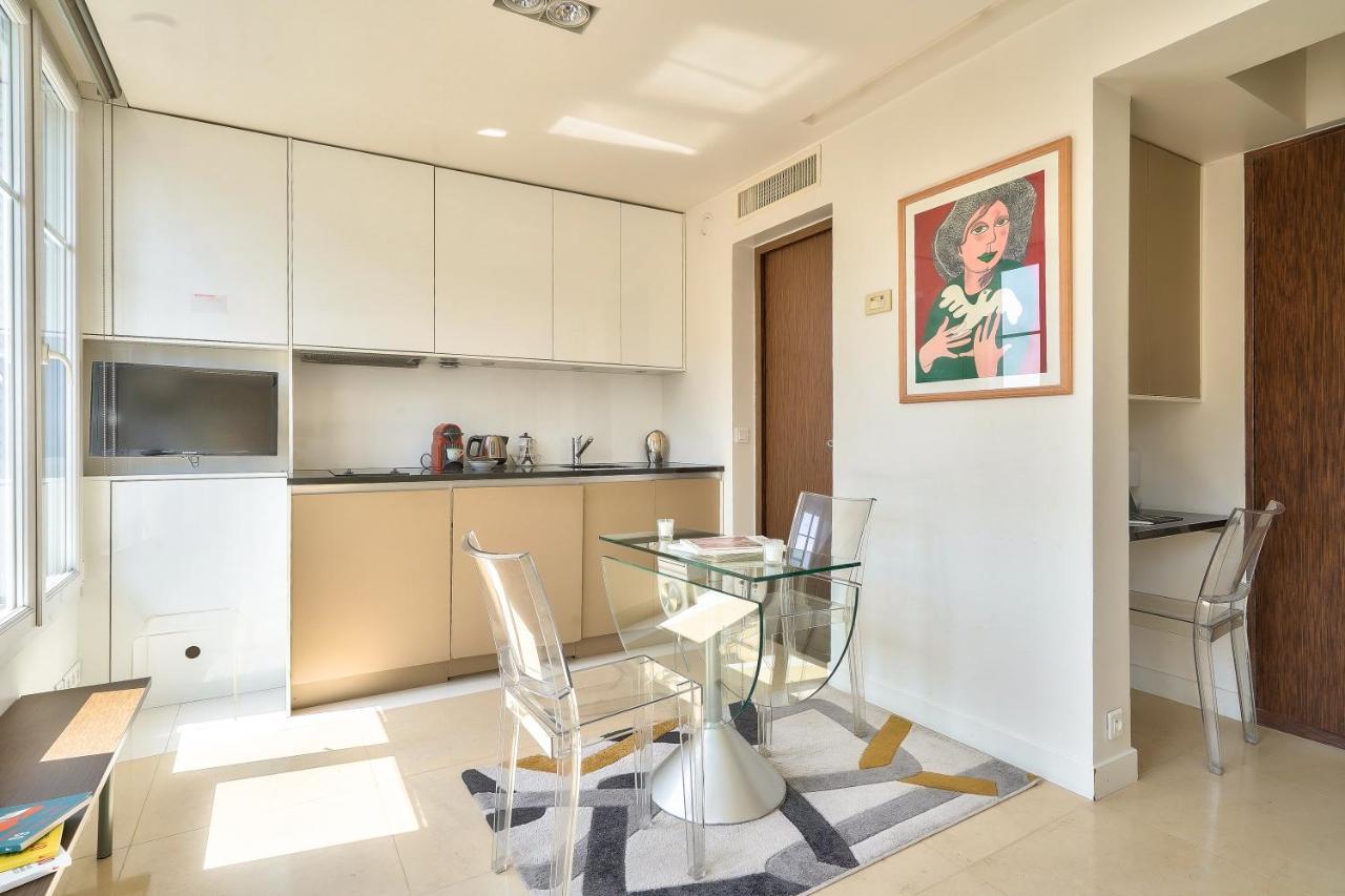 Designed Studio With Ac-Terrasse Vue Tour Eiffel Paris Luaran gambar