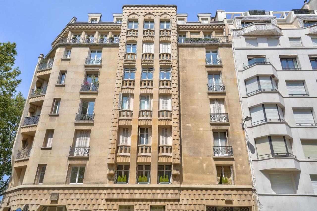 Designed Studio With Ac-Terrasse Vue Tour Eiffel Paris Luaran gambar